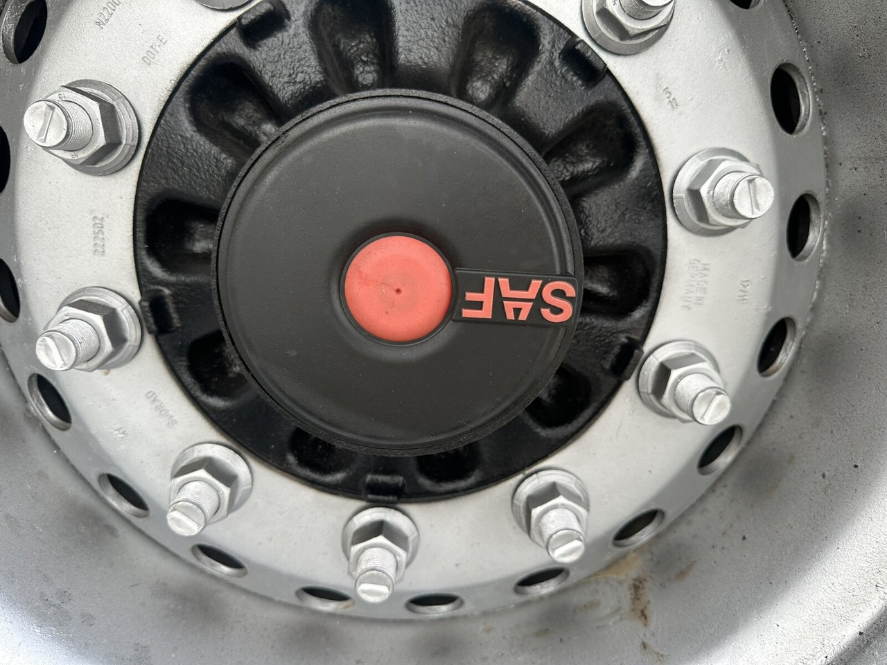 Schwarzmüller M-Serie M-Serie, Alu-Bordwände, ca. 11m³ - Kipper Anhänger: das Bild 4 Schwarzmüller M-Serie M-Serie, Alu-Bordwände, ca. 11m³ - Kipper Anhänger: das Bild 4