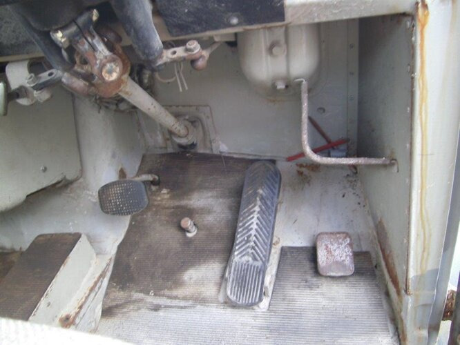 V5 4x2 Saurer V5 4x2 - Kipper: das Bild 5 V5 4x2 Saurer V5 4x2 - Kipper: das Bild 5