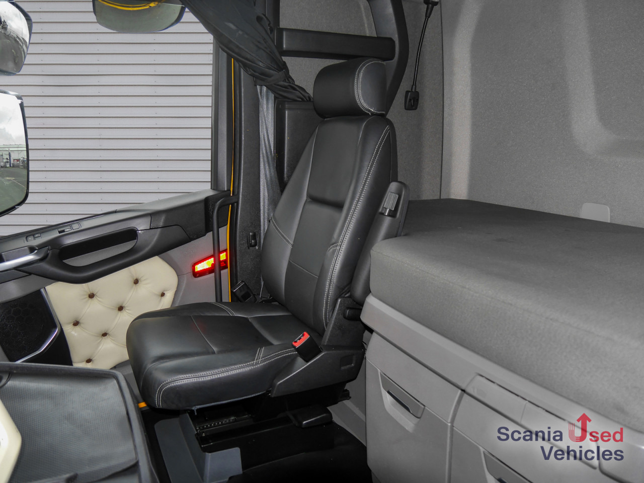 SCANIA S 520 A4x2NA - V8 / Hydraulik - - Sattelzugmaschine: das Bild 2 SCANIA S 520 A4x2NA - V8 / Hydraulik - - Sattelzugmaschine: das Bild 2