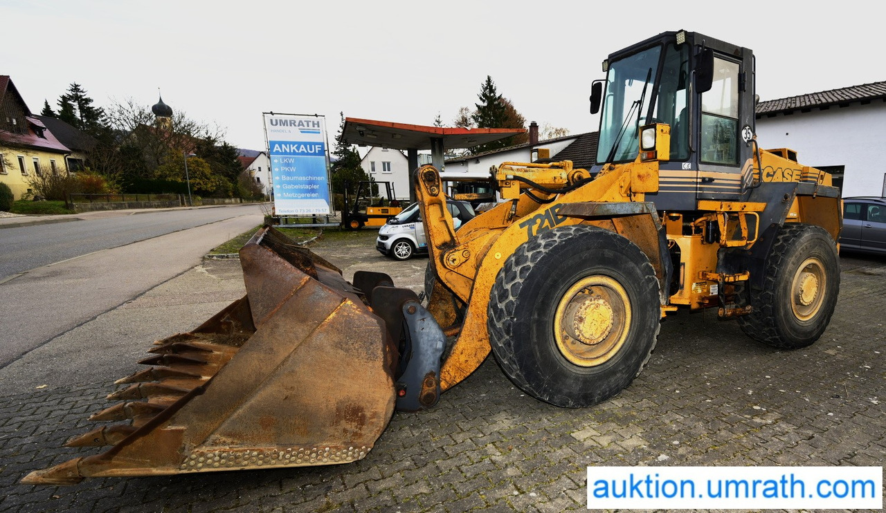 CASE 721 B - Radlader: das Bild 1 CASE 721 B - Radlader: das Bild 1