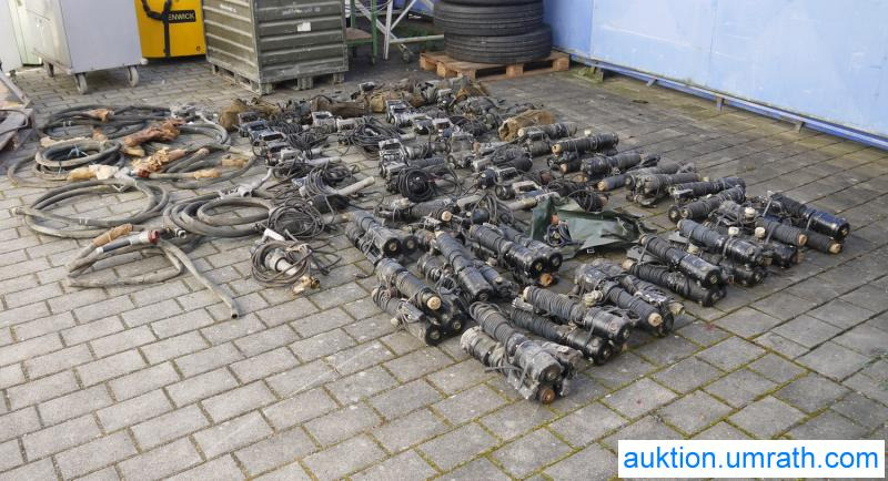 NVA / Russische Armee Fasspumpen MBI-3A 12 bis 24 Volt 90 Stück Rarität für / - Sammler - Werkzeug/ Gerät: das Bild 1 NVA / Russische Armee Fasspumpen MBI-3A 12 bis 24 Volt 90 Stück Rarität für / - Sammler - Werkzeug/ Gerät: das Bild 1