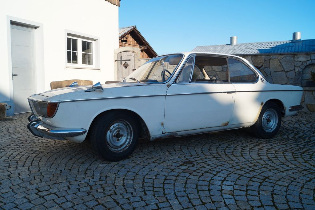 BMW 2000 CS - PKW: das Bild 5 BMW 2000 CS - PKW: das Bild 5