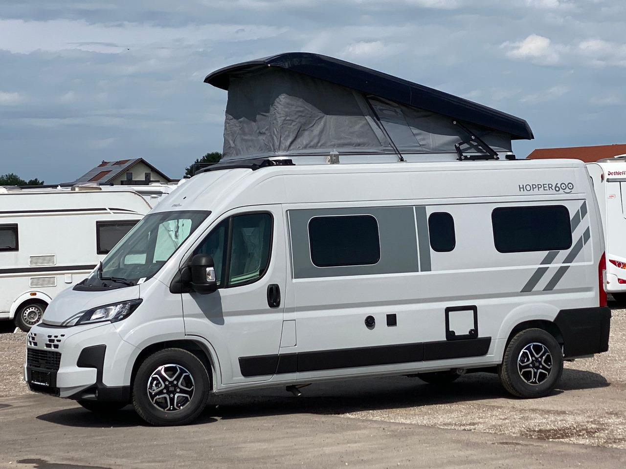 Carado CV 600 Aufstelldach, white Label - Camper Van: das Bild 2 Carado CV 600 Aufstelldach, white Label - Camper Van: das Bild 2