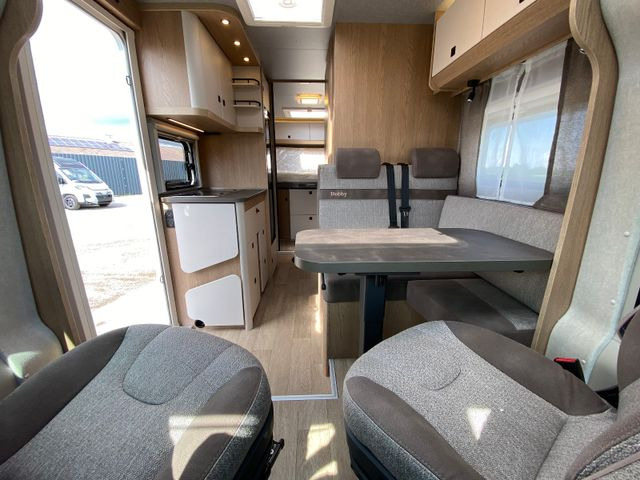 Teilintegriertes Wohnmobil, Zustand - NEU Hobby OnTour C 700 GQ MJ25/MARKISE/RFK/SAFETY-PAKET: das Bild 10