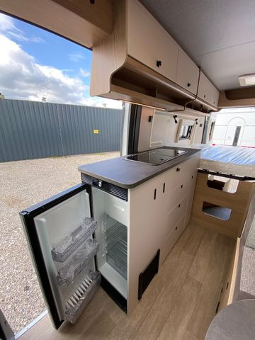 Camper Van, Zustand - NEU Hobby Ontour Van 600 FT,ACC,Navi,Markise: das Bild 20