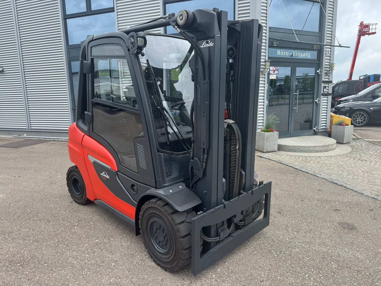 LINDE H35D-01 Triplexmast Diesel Kabine Heizung Klima - Dieselstapler: das Bild 4 LINDE H35D-01 Triplexmast Diesel Kabine Heizung Klima - Dieselstapler: das Bild 4