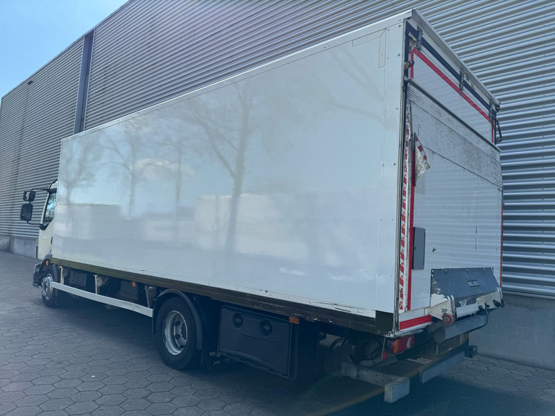 Volvo FL 240 / Klima / Tail Lift / 6 Cilinder / TUV:8-2025 - Koffer LKW: das Bild 4 Volvo FL 240 / Klima / Tail Lift / 6 Cilinder / TUV:8-2025 - Koffer LKW: das Bild 4