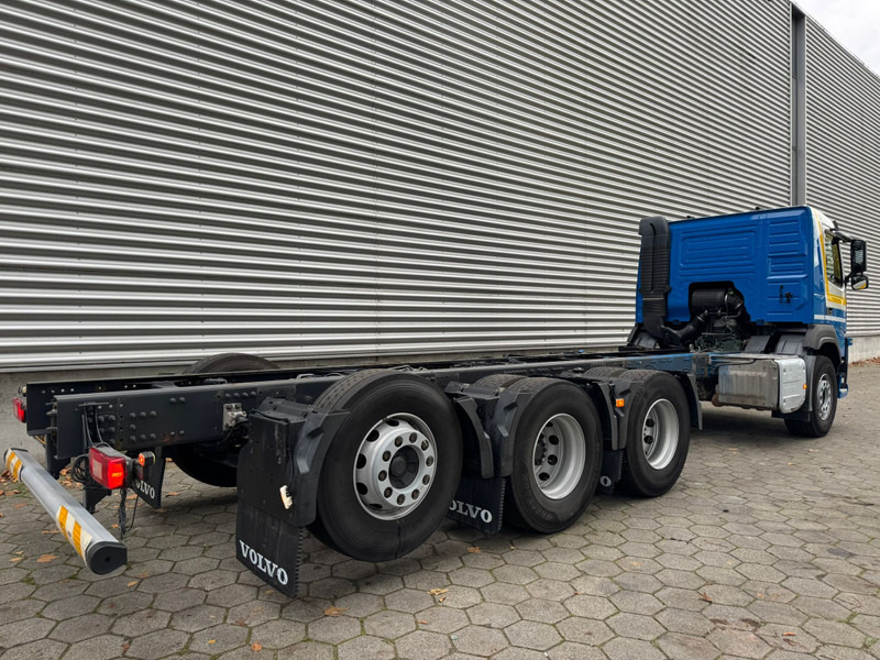 Volvo FM 410 / 8X4 / I-Shift / ADR / Tridem / TUV: 6-2026 / NL Truck - Fahrgestell LKW: das Bild 3 Volvo FM 410 / 8X4 / I-Shift / ADR / Tridem / TUV: 6-2026 / NL Truck - Fahrgestell LKW: das Bild 3