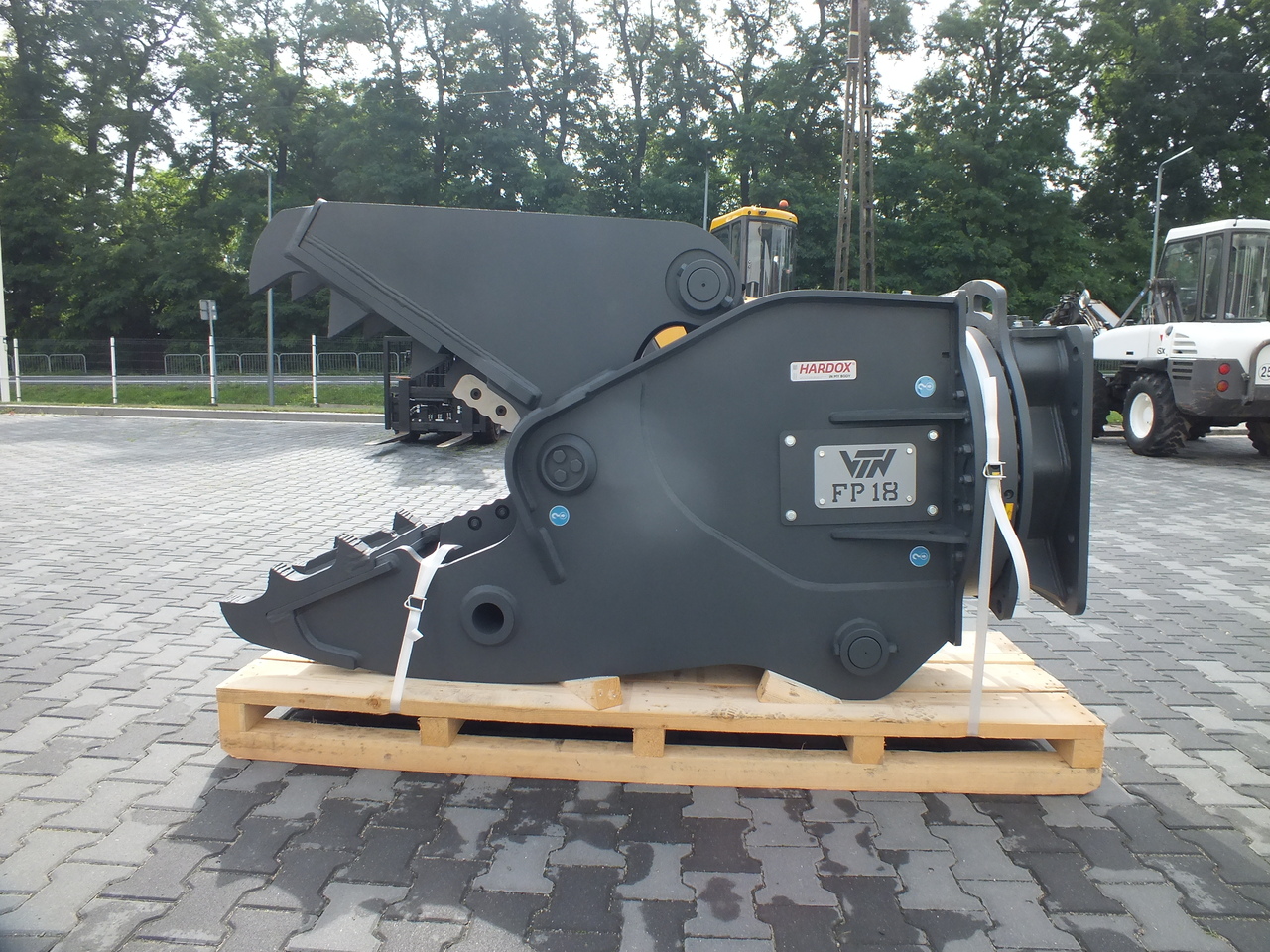 VTN FP 18 Hydraulic Rotating Pulveriser Crusher 1990 KG - Abbruchschere für Bagger: das Bild 2 VTN FP 18 Hydraulic Rotating Pulveriser Crusher 1990 KG - Abbruchschere für Bagger: das Bild 2