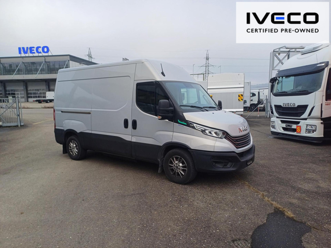 Kastenwagen IVECO Daily 35S14NA8V/P CNG Euro6 Klima AHK Navi ZV: das Bild 8