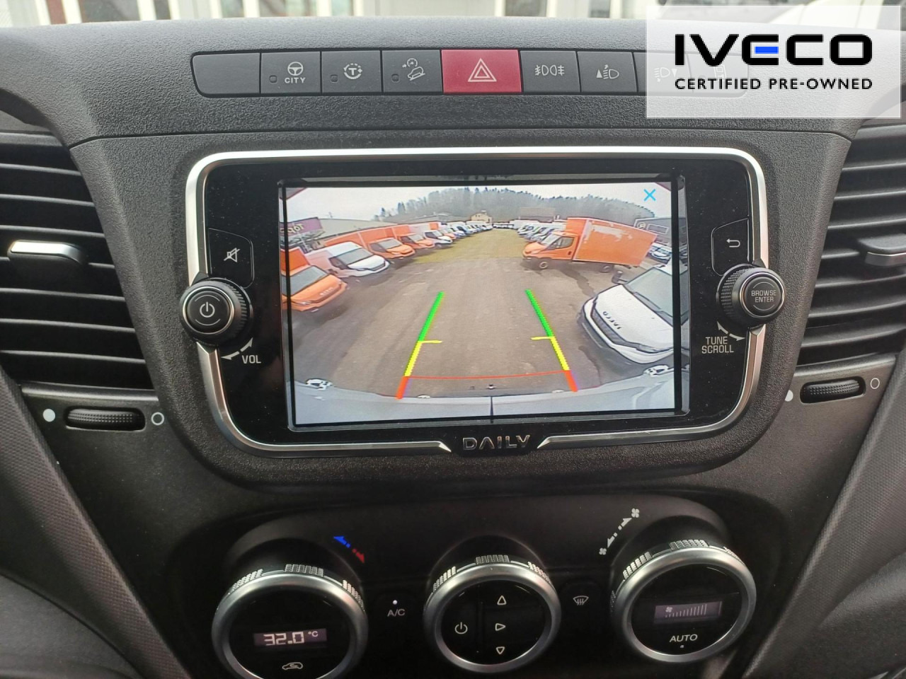 Kastenwagen IVECO Daily 35S14NA8V/P CNG Euro6 Klima AHK Navi ZV: das Bild 7
