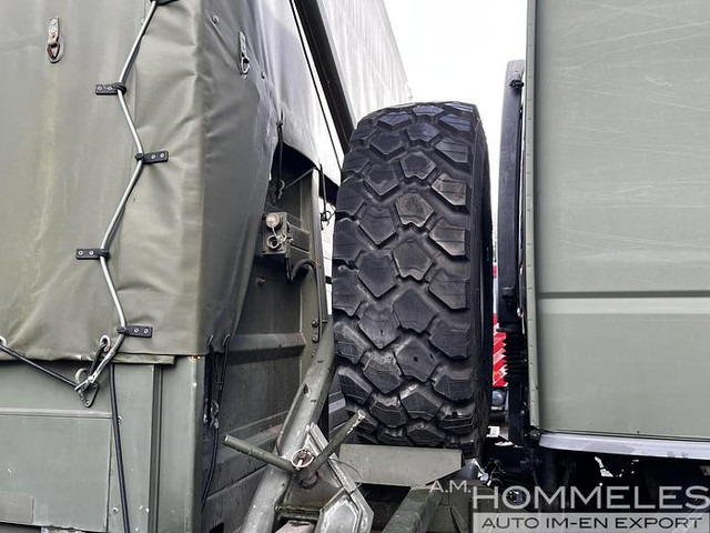 Pritsche LKW Iveco 100E22 4x4 (M104): das Bild 11