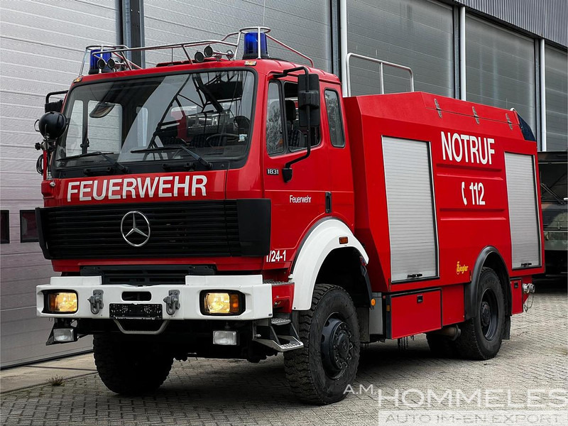 Mercedes-Benz 1831 AK 4x4 - Feuerwehrfahrzeug: das Bild 1 Mercedes-Benz 1831 AK 4x4 - Feuerwehrfahrzeug: das Bild 1