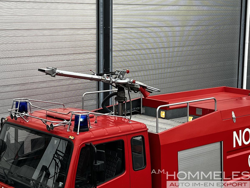 Mercedes-Benz 1831 AK 4x4 - Feuerwehrfahrzeug: das Bild 4 Mercedes-Benz 1831 AK 4x4 - Feuerwehrfahrzeug: das Bild 4