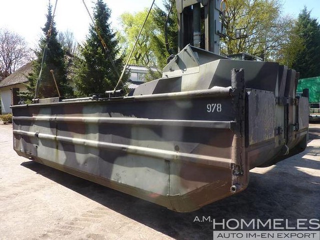 Schottel gmbh m-boot 3 - Absetzcontainer: das Bild 2 Schottel gmbh m-boot 3 - Absetzcontainer: das Bild 2