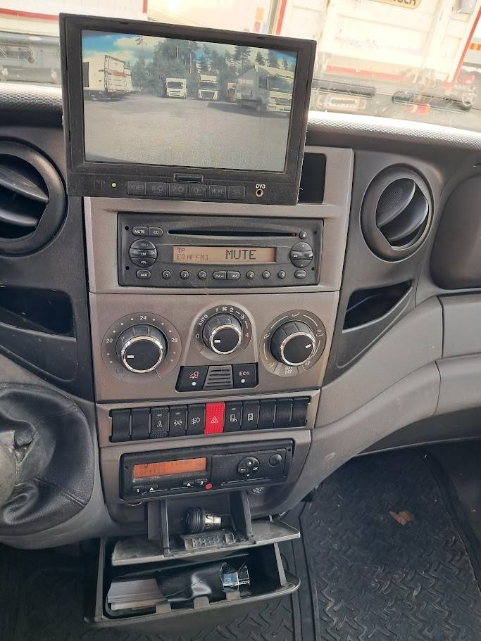 Iveco Daily 70 C17 Doppel 3.0 - Pritsche LKW: das Bild 3 Iveco Daily 70 C17 Doppel 3.0 - Pritsche LKW: das Bild 3