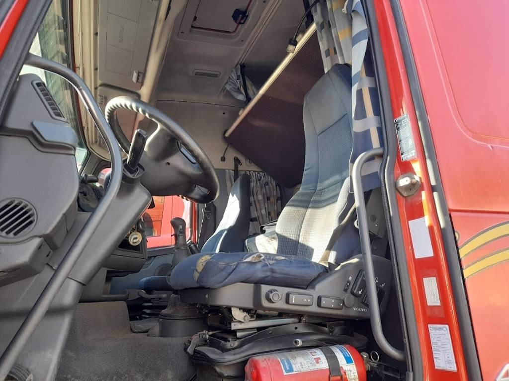 Volvo FH 13 480 - Abrollkipper: das Bild 3 Volvo FH 13 480 - Abrollkipper: das Bild 3