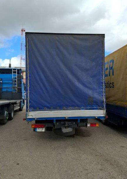 Mercedes-Benz Atego 817 - Plane LKW: das Bild 4 Mercedes-Benz Atego 817 - Plane LKW: das Bild 4