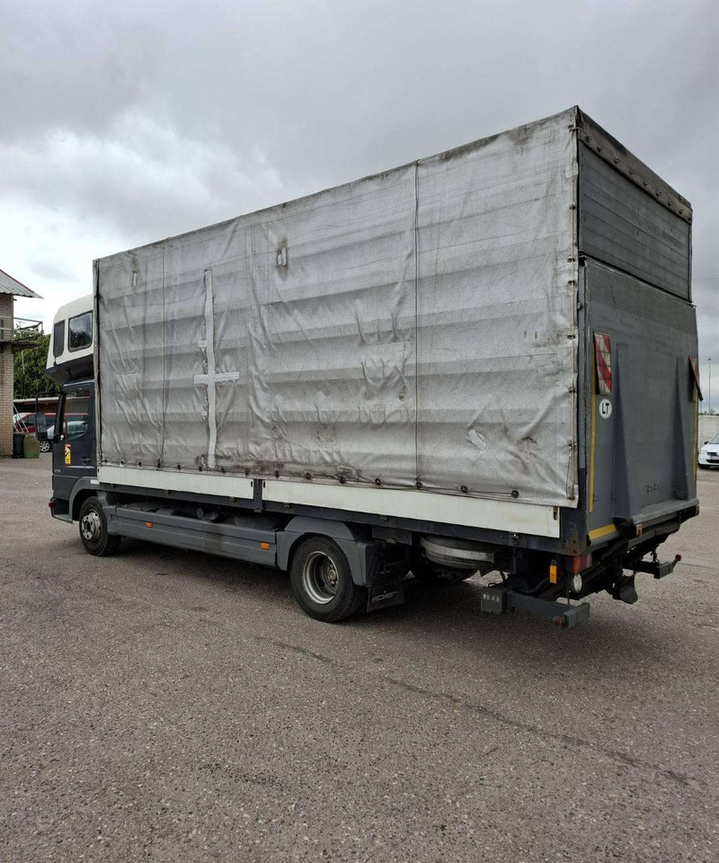 Mercedes-Benz Atego 818 - Plane LKW: das Bild 5 Mercedes-Benz Atego 818 - Plane LKW: das Bild 5