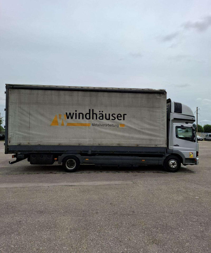 Mercedes-Benz Atego - Plane LKW: das Bild 2 Mercedes-Benz Atego - Plane LKW: das Bild 2