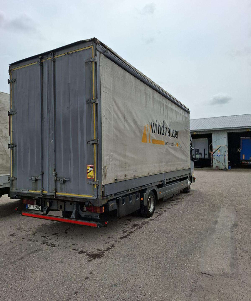 Mercedes-Benz Atego - Plane LKW: das Bild 3 Mercedes-Benz Atego - Plane LKW: das Bild 3