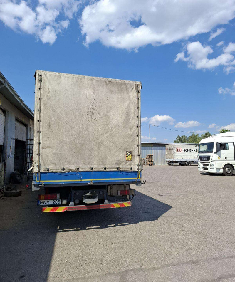 Mercedes-Benz Atego - Plane LKW: das Bild 2 Mercedes-Benz Atego - Plane LKW: das Bild 2