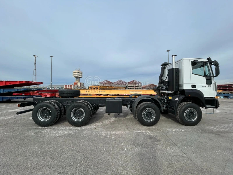 ASTRA HD9 8x4 CHASSIS - Barcelona Stock - Fahrgestell LKW: das Bild 3 ASTRA HD9 8x4 CHASSIS - Barcelona Stock - Fahrgestell LKW: das Bild 3