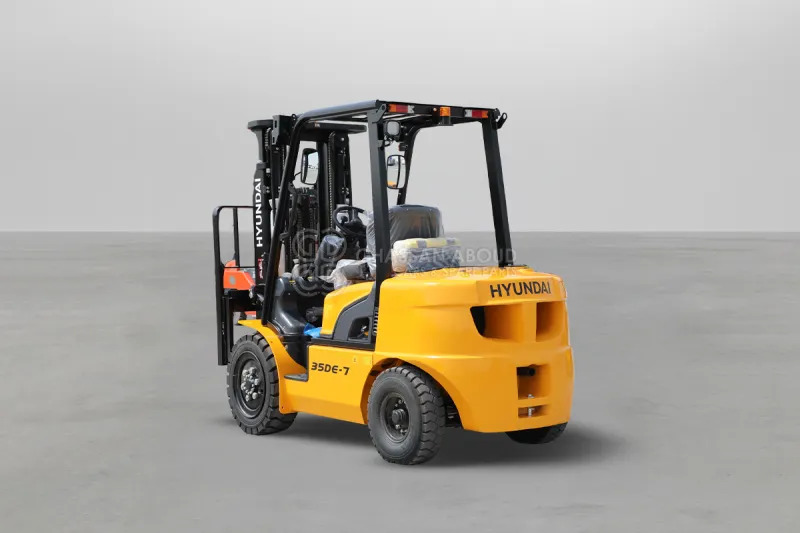 Hyundai Forklift 35DE-7 3.5 TONS DIESEL 3 STAGE - Dieselstapler: das Bild 3 Hyundai Forklift 35DE-7 3.5 TONS DIESEL 3 STAGE - Dieselstapler: das Bild 3