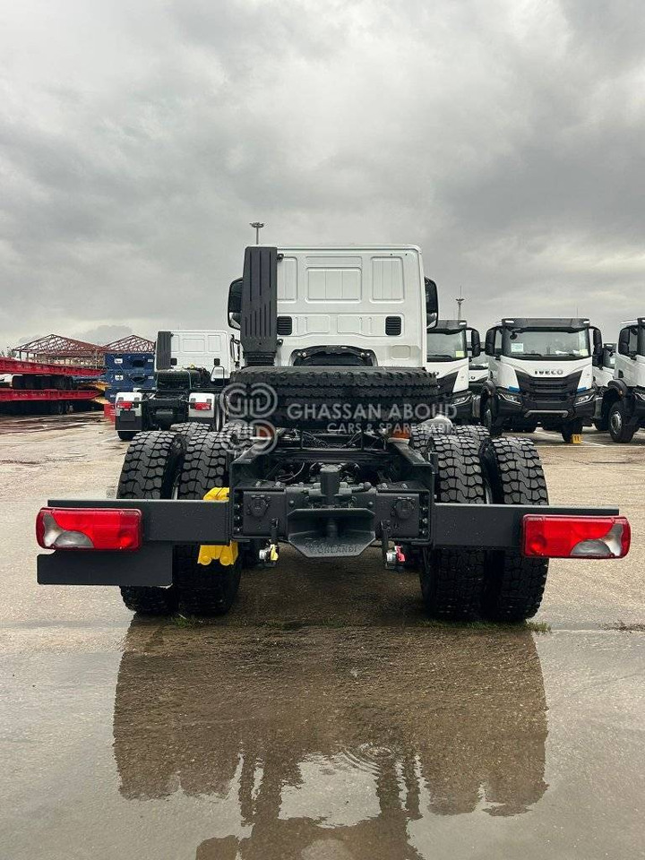 IVECO T-WAY Chassis 6×4 – GVW 33.5 Ton approx. (Tyres 12.00R20) Wheelbase 4200 MY25 - Fahrgestell LKW: das Bild 3 IVECO T-WAY Chassis 6×4 – GVW 33.5 Ton approx. (Tyres 12.00R20) Wheelbase 4200 MY25 - Fahrgestell LKW: das Bild 3