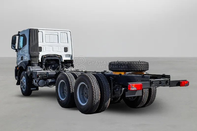 Iveco T-WAY AT380T43H 6x4 R20 Tyres Chassis - Fahrgestell LKW: das Bild 4 Iveco T-WAY AT380T43H 6x4 R20 Tyres Chassis - Fahrgestell LKW: das Bild 4