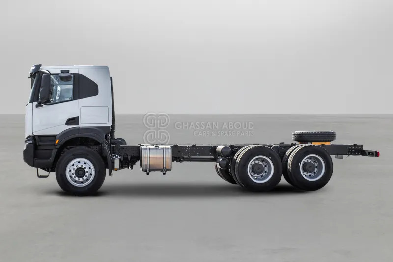 Iveco T-WAY AT380T47H 6x4 R24 Tyres Chassis - Barcelona Stock - Fahrgestell LKW: das Bild 4 Iveco T-WAY AT380T47H 6x4 R24 Tyres Chassis - Barcelona Stock - Fahrgestell LKW: das Bild 4