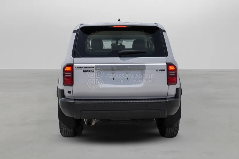 Toyota Prado 4X4 - SUV/ Geländewagen: das Bild 5 Toyota Prado 4X4 - SUV/ Geländewagen: das Bild 5