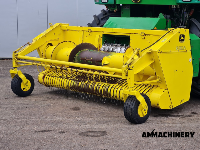 John Deere 630A pick-up - Ernteforsatz für Häcksler: das Bild 1 John Deere 630A pick-up - Ernteforsatz für Häcksler: das Bild 1