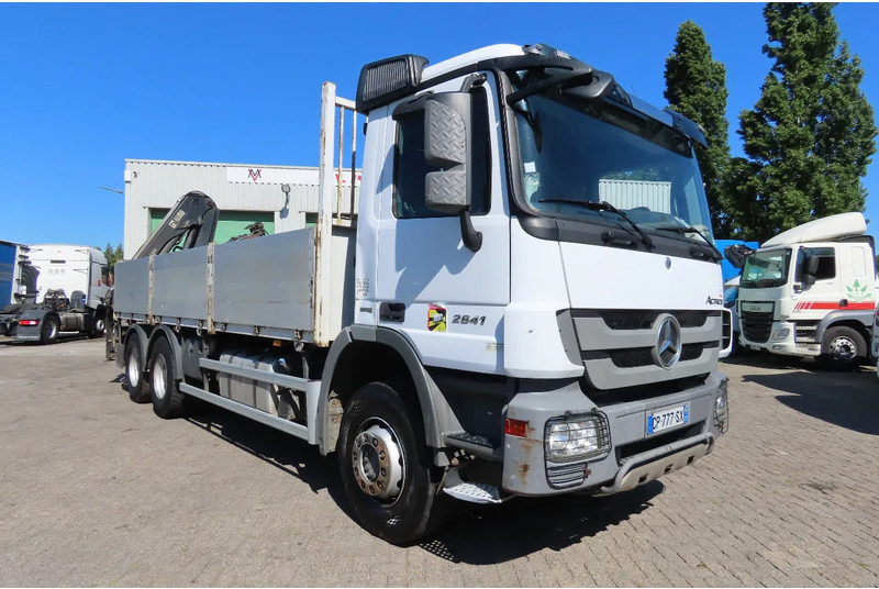 Mercedes-Benz Actros 2641 6x4 HIAB XS144 Hiduo SPRING/SPRING - Autokran: das Bild 2 Mercedes-Benz Actros 2641 6x4 HIAB XS144 Hiduo SPRING/SPRING - Autokran: das Bild 2