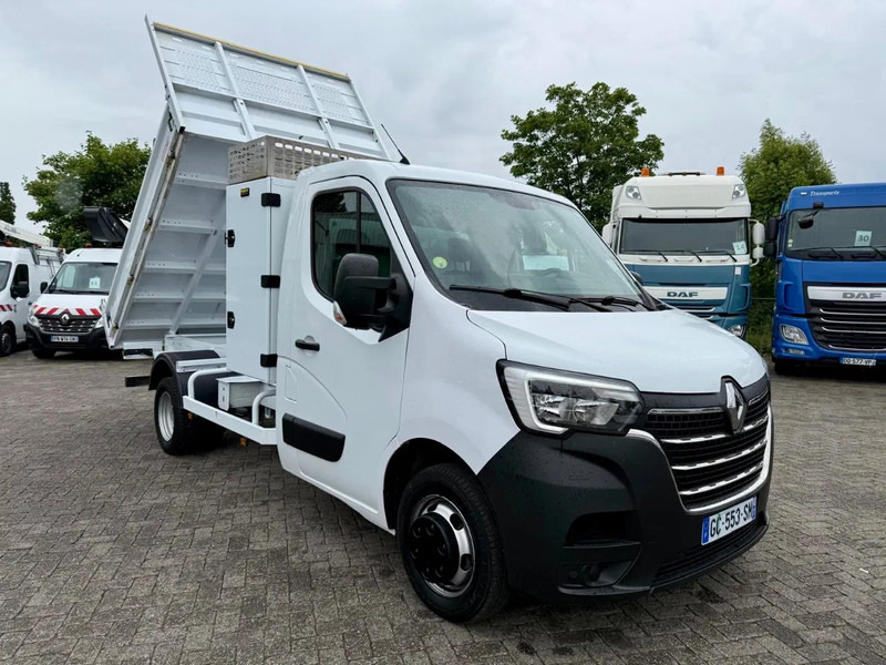 Renault Master 2021 3 seats, Great condition ! EURO 6 - Kipper Transporter: das Bild 1 Renault Master 2021 3 seats, Great condition ! EURO 6 - Kipper Transporter: das Bild 1