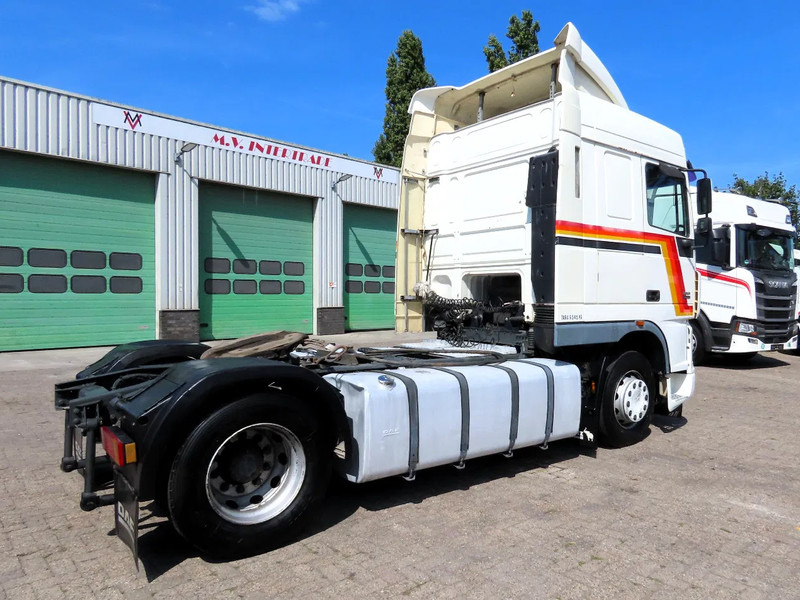 DAF 95.480 EURO 4, PTO, HYDRAULIC, 2X FUEL TANK - Sattelzugmaschine: das Bild 5 DAF 95.480 EURO 4, PTO, HYDRAULIC, 2X FUEL TANK - Sattelzugmaschine: das Bild 5