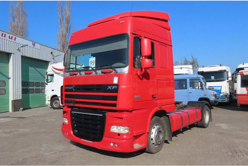 DAF XF 105.460 Euro5 evv, 2 beds, 2 tanks - Sattelzugmaschine: das Bild 1 DAF XF 105.460 Euro5 evv, 2 beds, 2 tanks - Sattelzugmaschine: das Bild 1