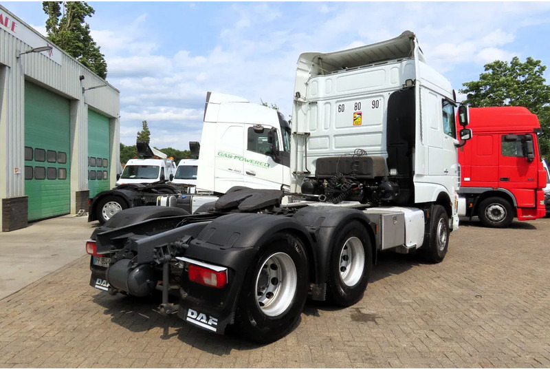 DAF XF 530 6x4 Retarder, Frigo, P-Cool, 2 beds - Sattelzugmaschine: das Bild 5 DAF XF 530 6x4 Retarder, Frigo, P-Cool, 2 beds - Sattelzugmaschine: das Bild 5