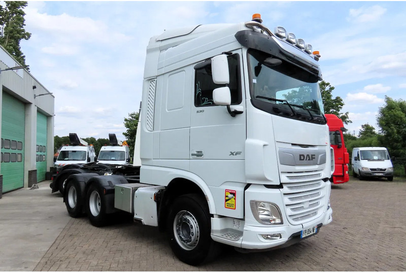 DAF XF 530 6x4 Retarder, Frigo, P-Cool, 2 beds - Sattelzugmaschine: das Bild 2 DAF XF 530 6x4 Retarder, Frigo, P-Cool, 2 beds - Sattelzugmaschine: das Bild 2