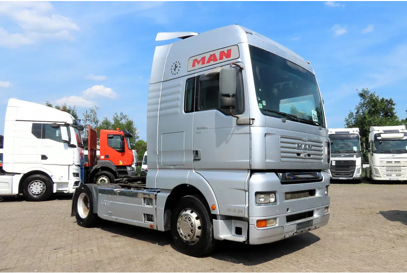 MAN TGA 18.460 Manual diesel pomp! ROYAL TRUCK! - Sattelzugmaschine: das Bild 1 MAN TGA 18.460 Manual diesel pomp! ROYAL TRUCK! - Sattelzugmaschine: das Bild 1