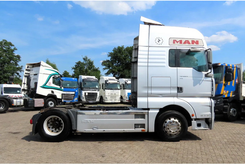 MAN TGA 18.460 Manual diesel pomp! ROYAL TRUCK! - Sattelzugmaschine: das Bild 5 MAN TGA 18.460 Manual diesel pomp! ROYAL TRUCK! - Sattelzugmaschine: das Bild 5