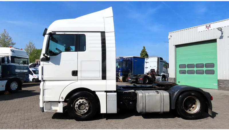 MAN TGX.18.400 euro5 EEV, RETARDER, 2X FUEL TANK, FRIGO - Sattelzugmaschine: das Bild 4 MAN TGX.18.400 euro5 EEV, RETARDER, 2X FUEL TANK, FRIGO - Sattelzugmaschine: das Bild 4