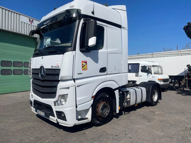 Mercedes-Benz Actros 1851 RETARDER, EVV, 831300 km original! RETARDER, 2 tanks - Sattelzugmaschine: das Bild 1 Mercedes-Benz Actros 1851 RETARDER, EVV, 831300 km original! RETARDER, 2 tanks - Sattelzugmaschine: das Bild 1