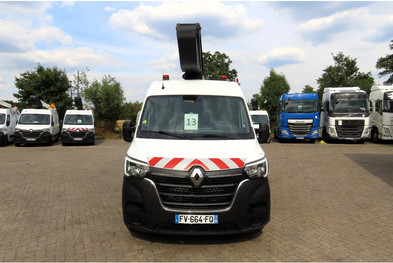 Renault Master 10,5 m 3 SEATS, KLUBB, 3500 kg, euro6 - Transporter: das Bild 2 Renault Master 10,5 m 3 SEATS, KLUBB, 3500 kg, euro6 - Transporter: das Bild 2