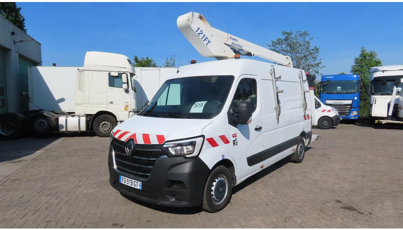 Renault Master 10,5 m, 3500 kg, euro6 - Transporter: das Bild 5 Renault Master 10,5 m, 3500 kg, euro6 - Transporter: das Bild 5