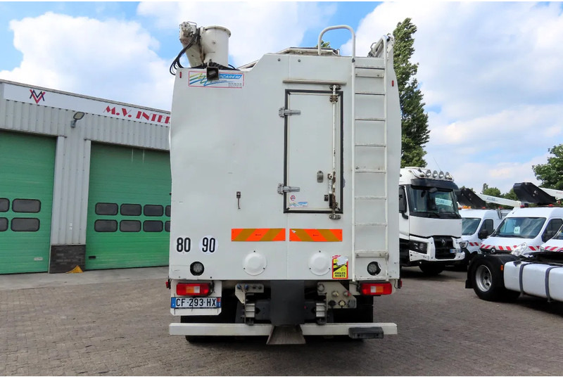 Tankwagen Volvo FMX 450 8x4 AUGER, radio control, 7 COMP. Full Volvo Service! . EXCELLENT condition: das Bild 8