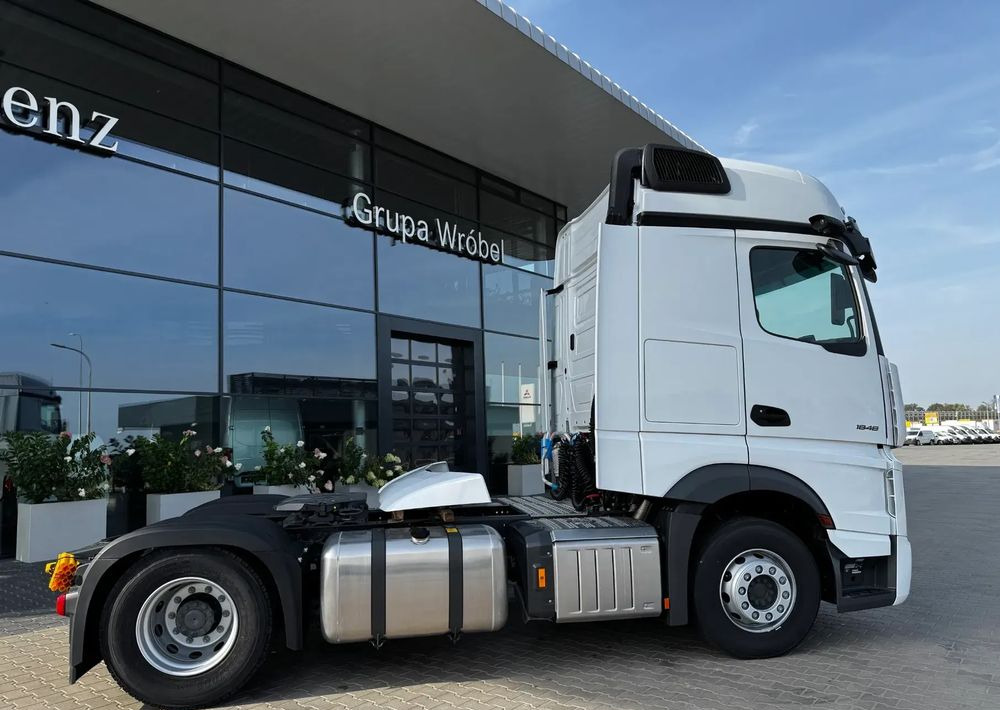 Mercedes-Benz Actros - Sattelzugmaschine: das Bild 4 Mercedes-Benz Actros - Sattelzugmaschine: das Bild 4