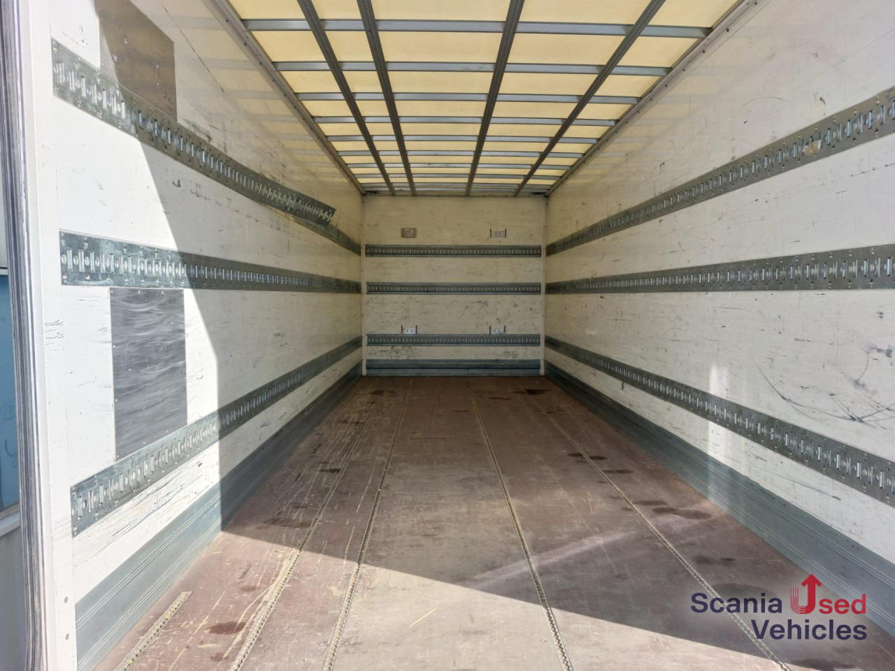 MERCEDES-BENZ Atego 1221 L Koffer Ladebordwand - Koffer LKW: das Bild 4 MERCEDES-BENZ Atego 1221 L Koffer Ladebordwand - Koffer LKW: das Bild 4