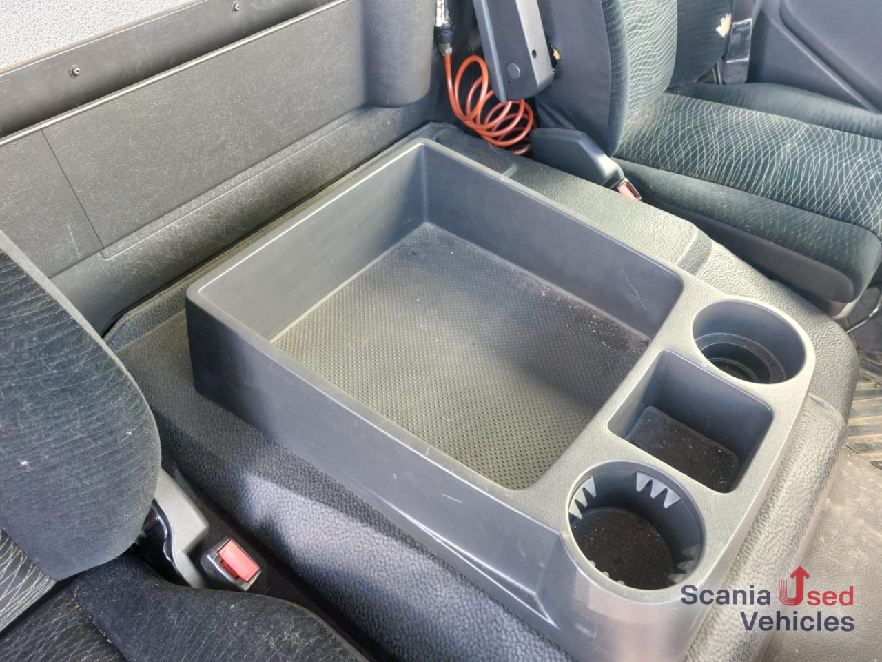 MERCEDES-BENZ Atego 1221 L Koffer Ladebordwand - Koffer LKW: das Bild 2 MERCEDES-BENZ Atego 1221 L Koffer Ladebordwand - Koffer LKW: das Bild 2