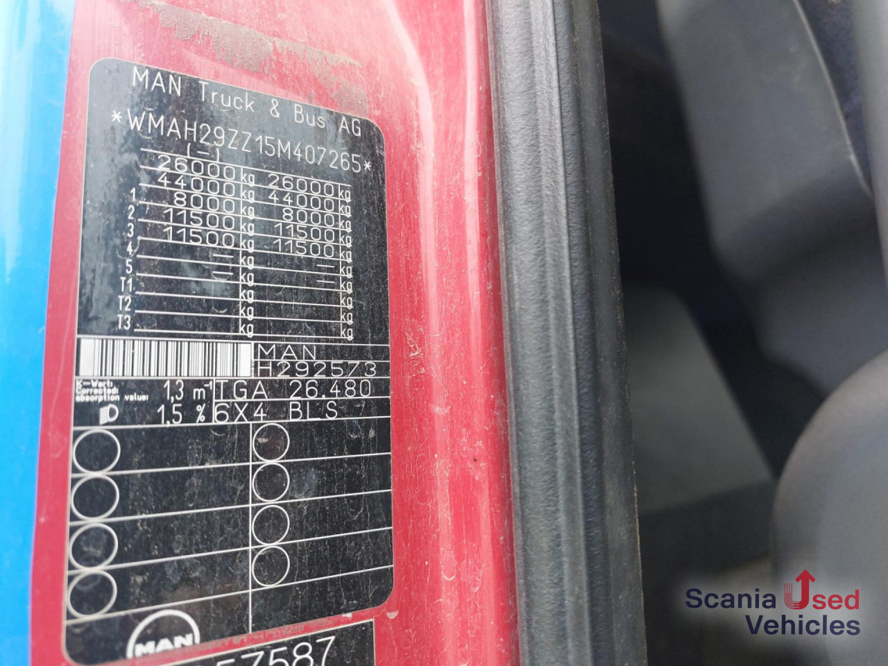 Sattelzugmaschine MAN TGA 26.480 BL 6x4 E3 Hydraulikanlage: das Bild 6
